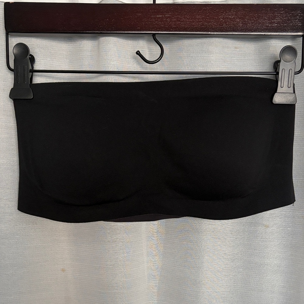 NWT Aerie Seamless Black Strapless Bandeau - Sz small